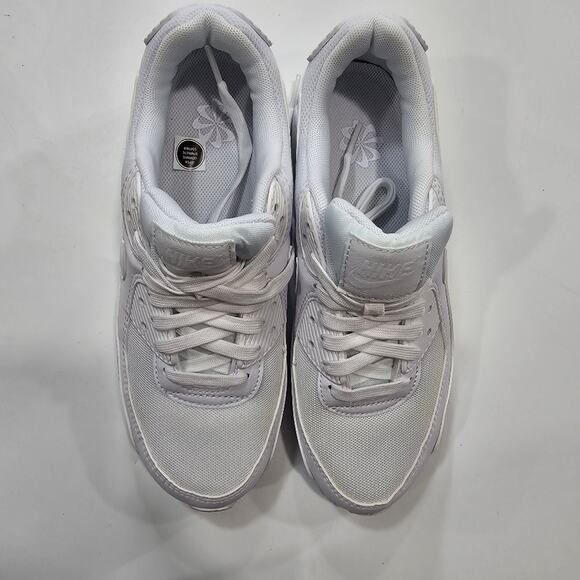 Nike Air Max 90 Sneaker in White - Picture 5 of 10